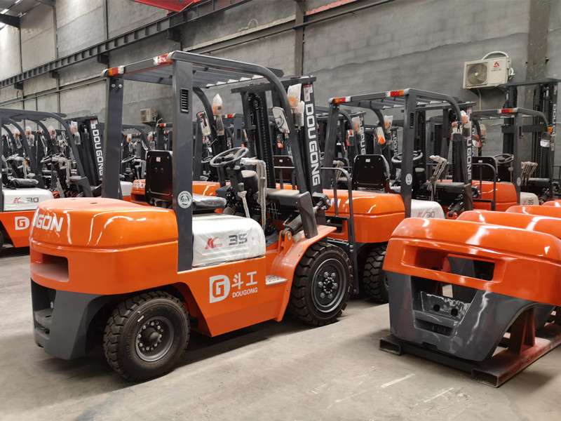 What Are the Different Types of Forklifts?